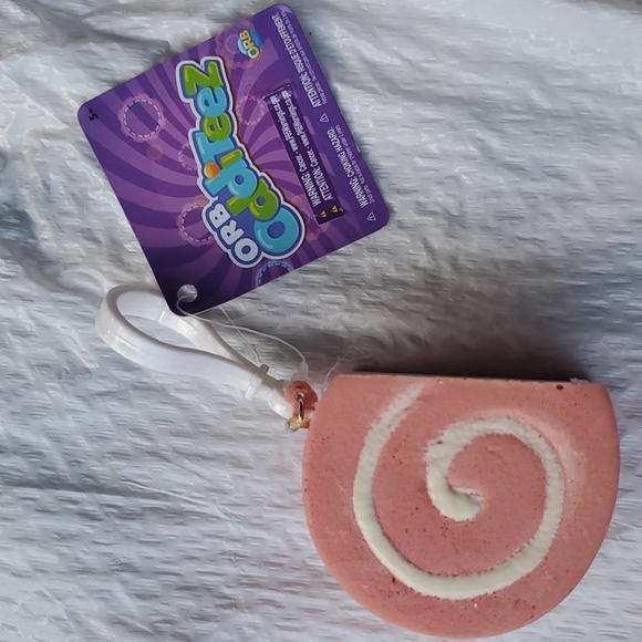 ORB ODDITEEZ - Picture 2 of 5